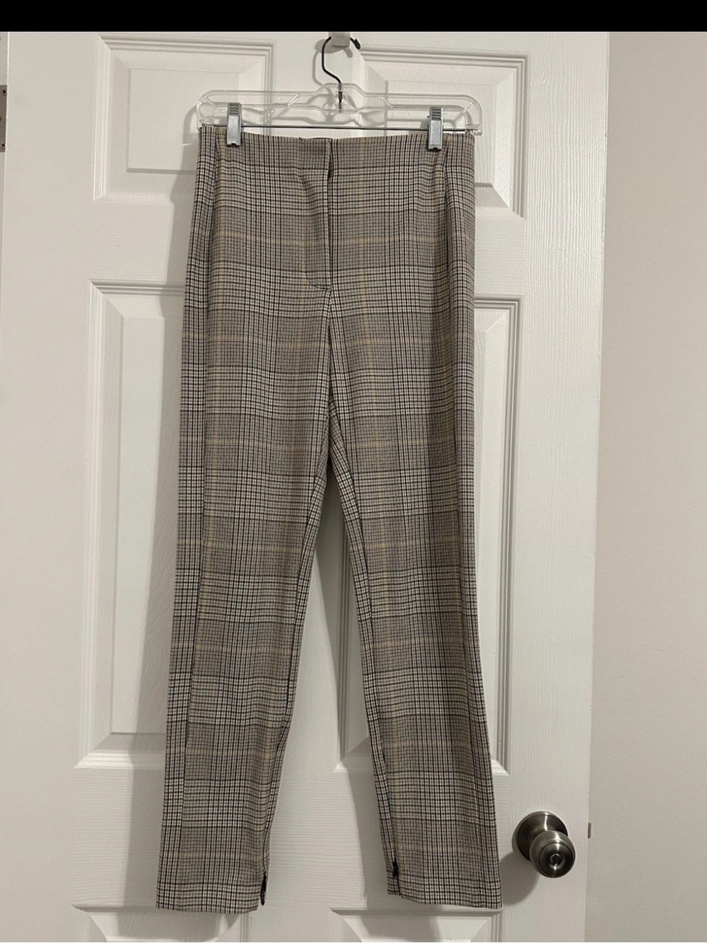 Women’s Ann Taylor Yellow and Black Plaid Pants - Size 2P - EUC